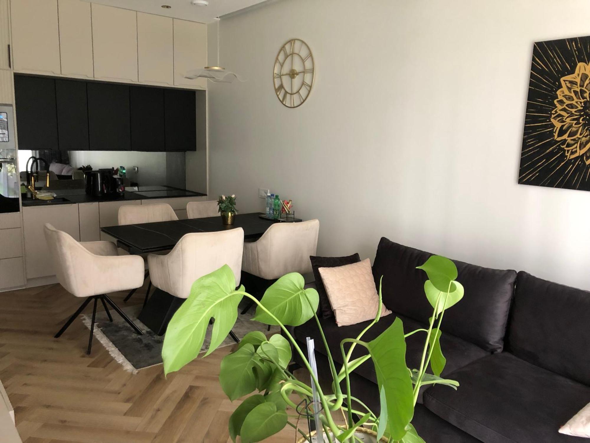 Komfortowe Apartamenty Kielce Klonowa ,Ogrodek, Garaz Podziemny, Samodzielne Wejscie Na Kod 24H מראה חיצוני תמונה